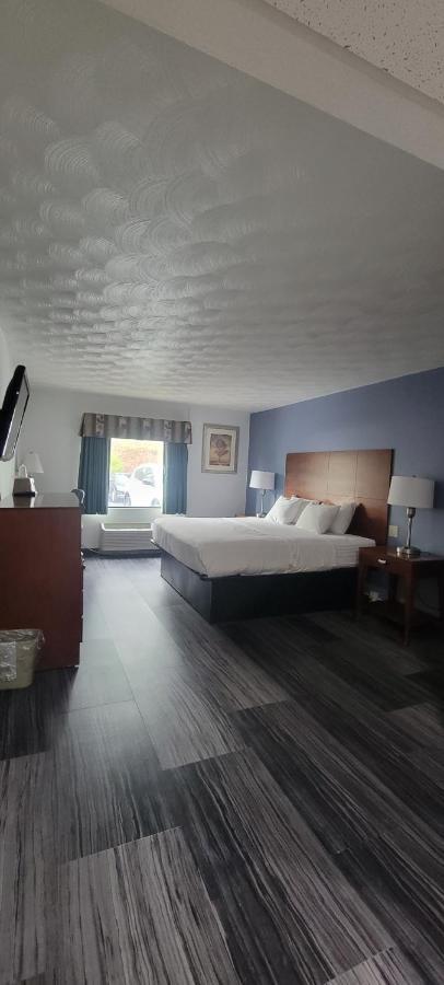 Royal Inn & Suites Akron Εξωτερικό φωτογραφία